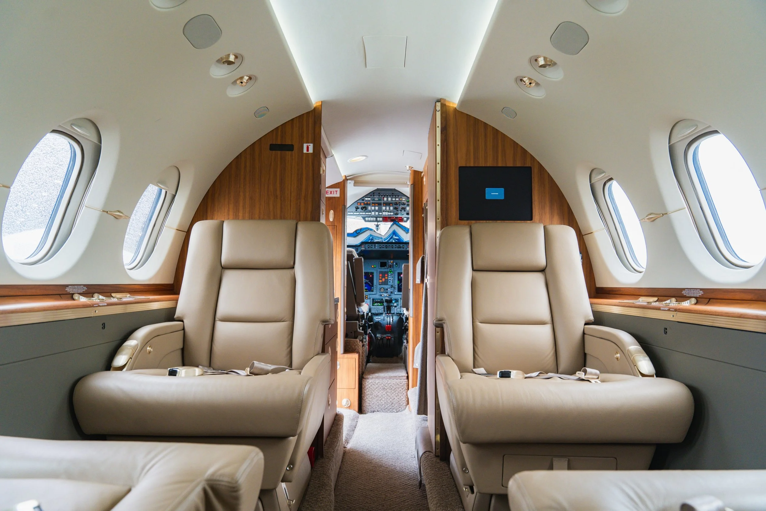 Hawker 850XP — Elite Air